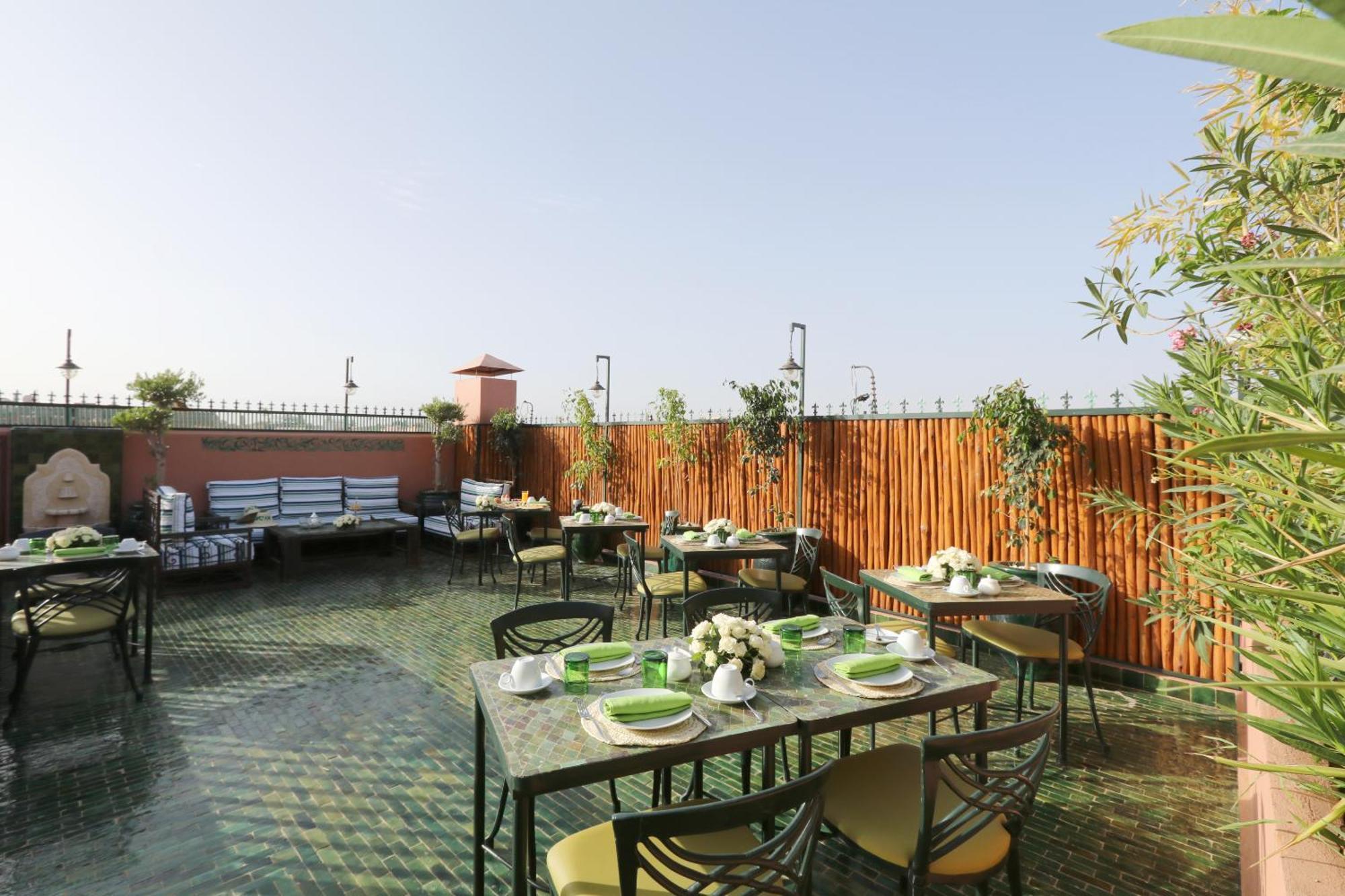 Riad Wazani Square & Spa Марракеш Экстерьер фото
